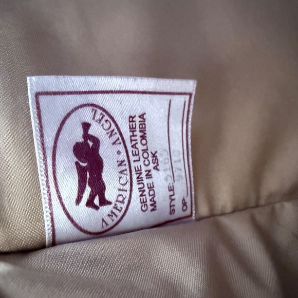 Beautiful Vintage 90s Rich cognac leather shoulder bag - Picture 11 of 11